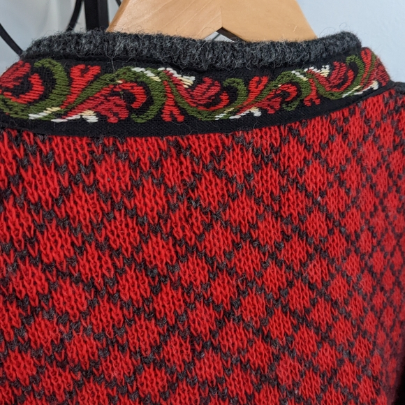 Vintage Volund Norwegian Pure New LambsWool Latch Front Elbow Patch Sweater - Picture 8 of 16